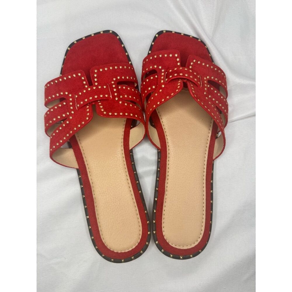 Boohoo Flat Studded Strap
Sandals - Picture 3 of 5